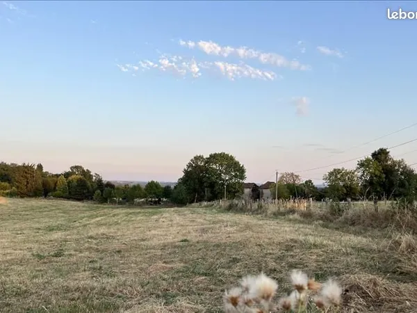 Terrain 1 500 m² Thiviers 