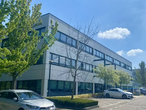 Bureaux 221 m² 