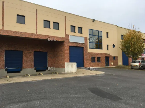 Local d'activité 760 m² 