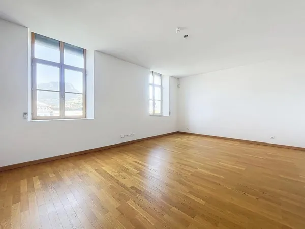Duplex 4 pièces 102 m² 