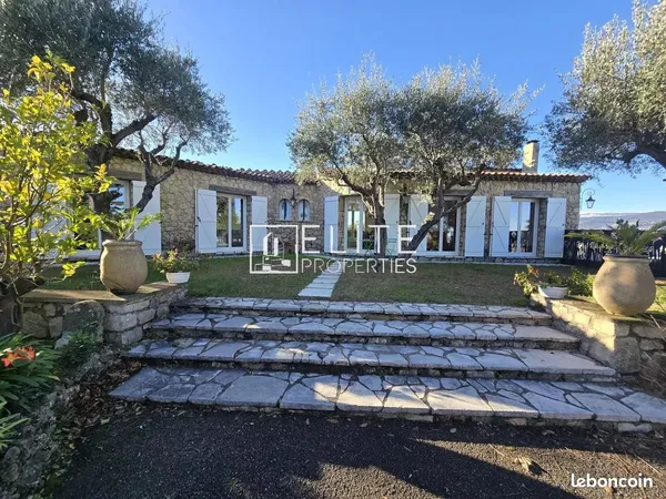 Villa 7 pièces 180 m² 