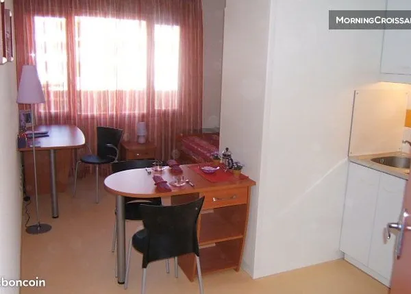 Studio 1 pièce 20 m² 