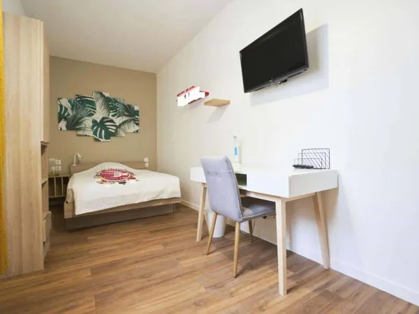 Appartement 1 pièce 15 m² 