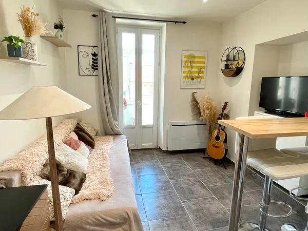 Nice Riquier- T2-MEUBLE 