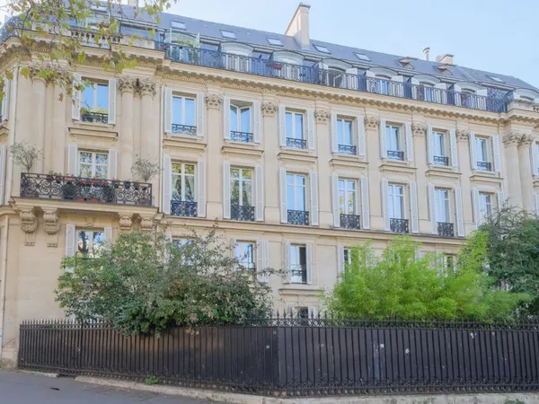 PARC MONCEAU Appartement Paris 5 pièce(s) 175.55 m2 