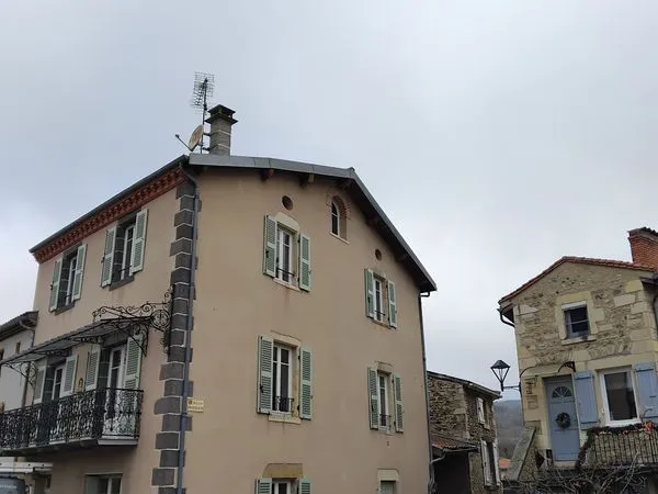 Maison de bourg à Chauriat 