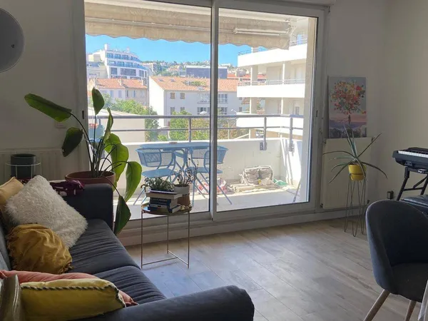 Appartement 1 pièce 46 m² 