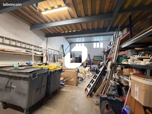 Local commercial 150 m² 