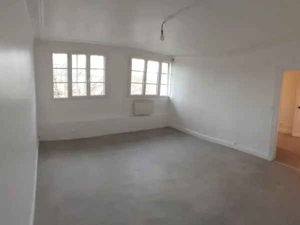 Rouen Gare 3 pièces, cuisine 56m² bd YSER proche gare et métro 
