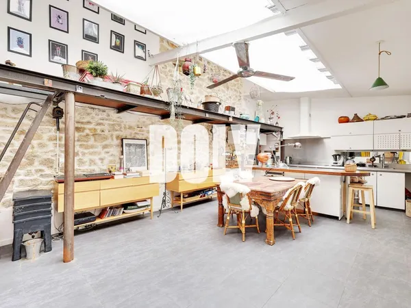 Vends t6 et plus - 196.34m² - Paris 