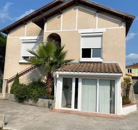 Maison 7 pièces 90 m²