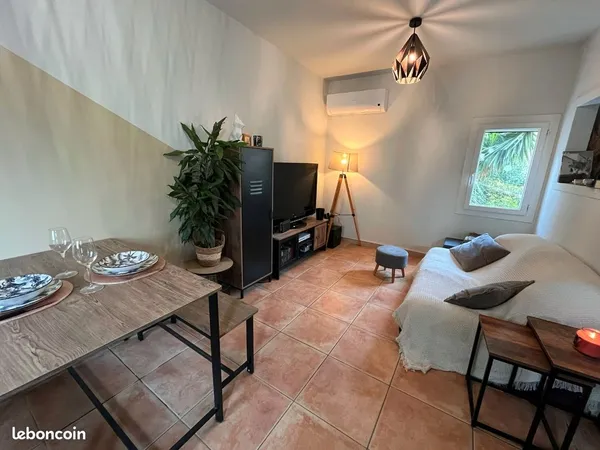 Maison de village A LOUER 