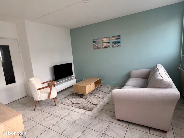 Colocation étudiante T4 refait à neuf - 70 m² lumineux - Tarbes 