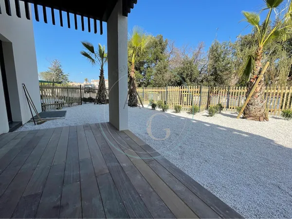 COGOLIN - Location annuelle T2 48m2 en rez de jardin 