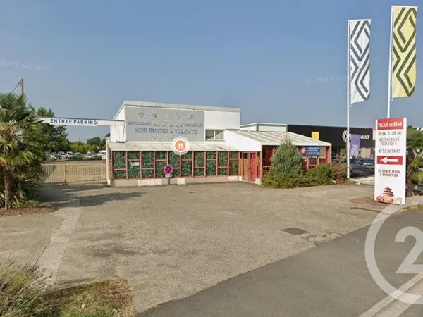 Local 1 pièce 552 m² 