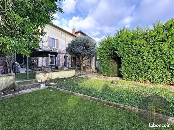 Maison 5 pièces 166 m² 