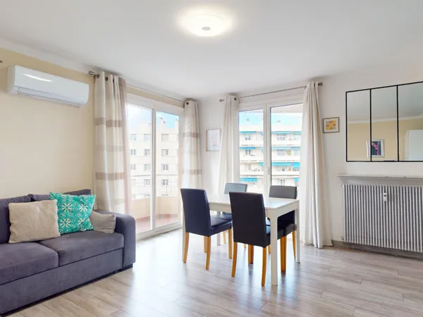 Appartement Antibes 3 pièce(s) 61.12m² 