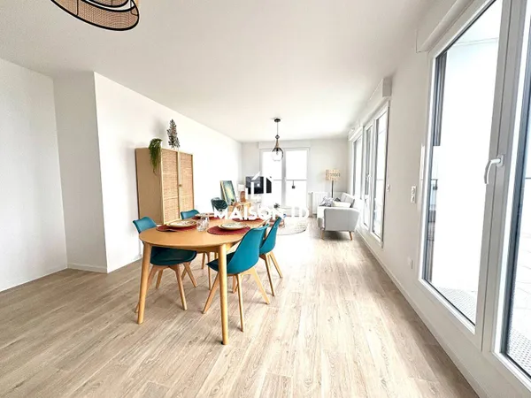 Appartement 4 pièces 82 m² 