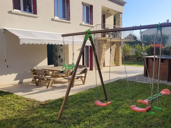 Maison 4 pièces 134 m² 