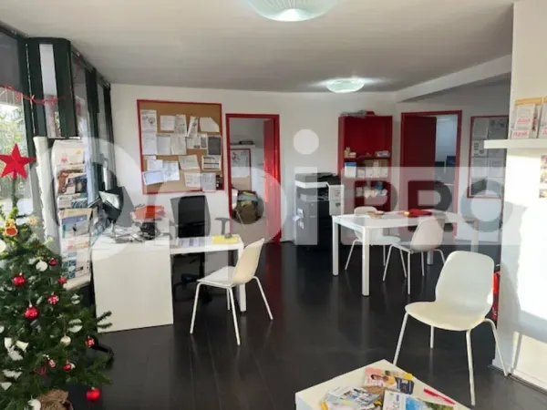 BUREAU A LOUER 