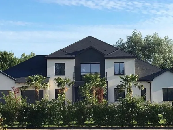 Touques - Superbe villa contemporaine avec piscine intérieure 