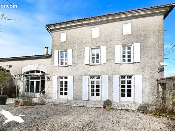 Maison 7 pièces 209 m² 