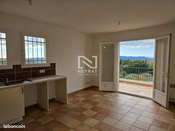 Appartement 4 pièces 65 m² 