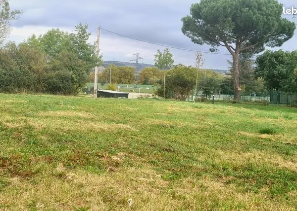 Terrain 626 m² 