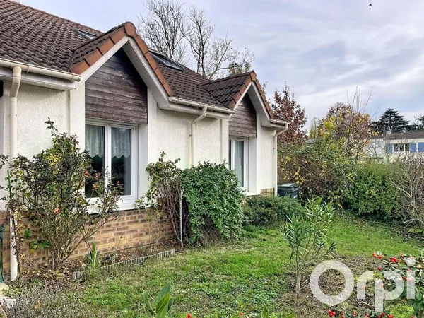 Maison 6 pièces 176 m² 