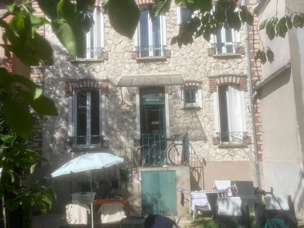 Maison 9 pièces 145 m² 