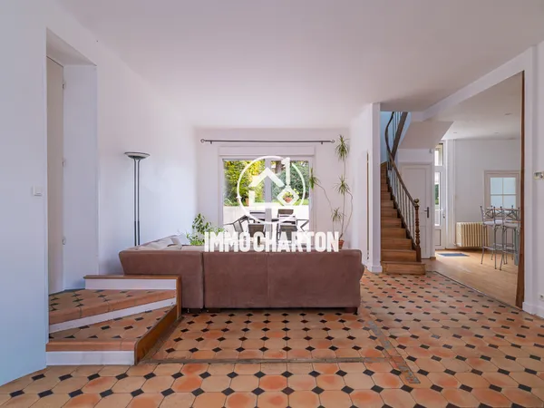 Vends maison 150m² 5 chambres proche des commodités 