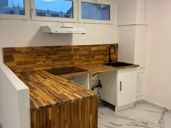 Studio 27 m² - Entièrement refait à neuf 