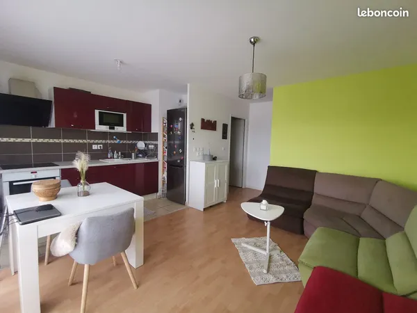 ERMONT 3 Pièces meublé au 2ème étage, disponible en 03/2026 