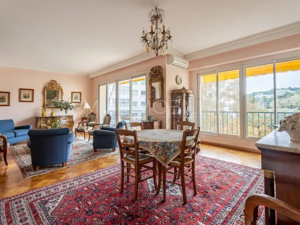 Appartement 4 pièces 112 m² 