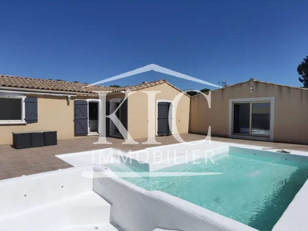 Maison de plain-pied 5 pièces 149 m² 