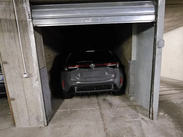 Loue Parking/Box securise 