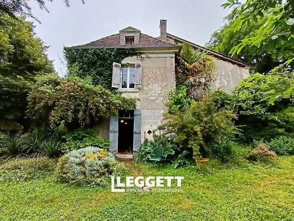 Maison 9 pièces 220 m² 