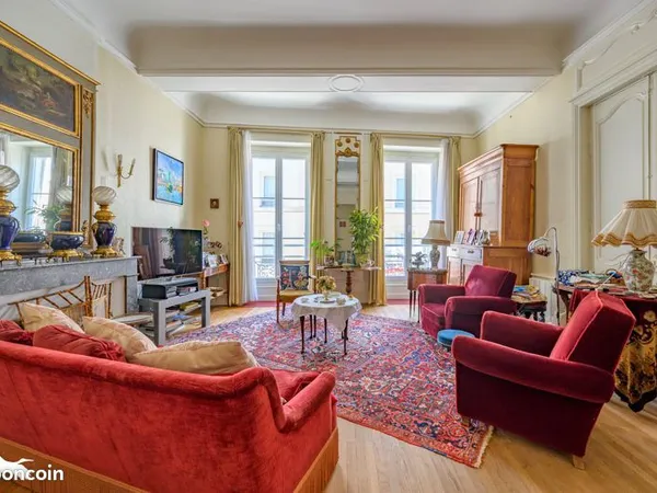 Appartement 4 pièces 123 m² 