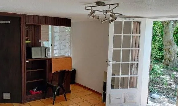 Studio 1 pièce 30 m² 