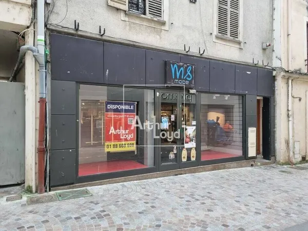 Local commercial 300 m² 