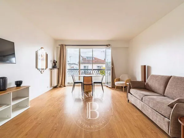 Appartement 2 pièces 61 m² 