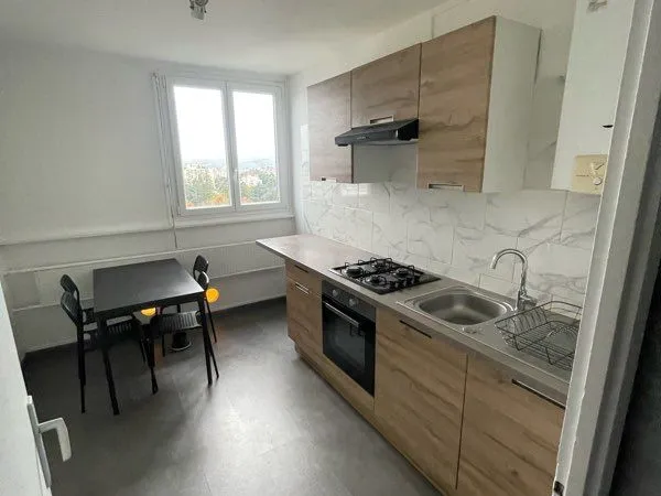Appartement F3 refait à neuve 