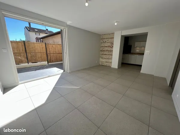 Appartement 3 pièces 63 m² 