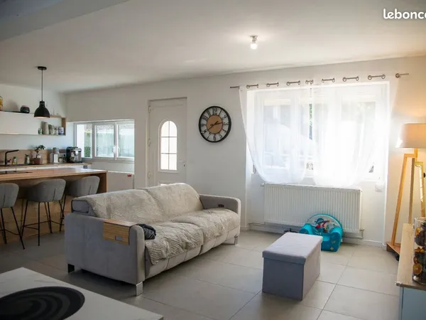 Maison mitoyenne rénovée - 108 m² - Pont-Aven 
