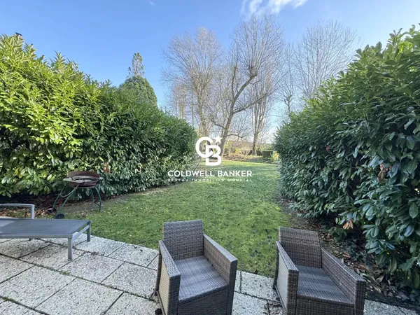 Vends maison familiale au calme 