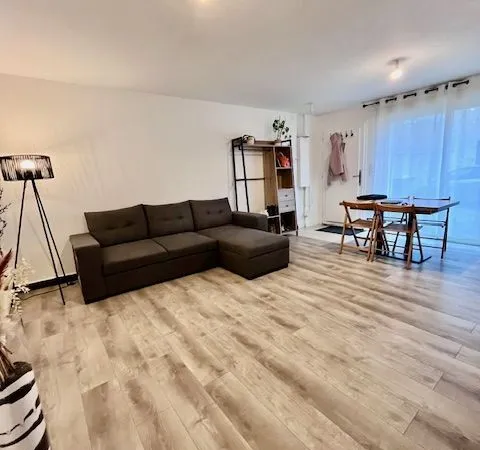 1 Pièce DUPLEX avec terrasse 