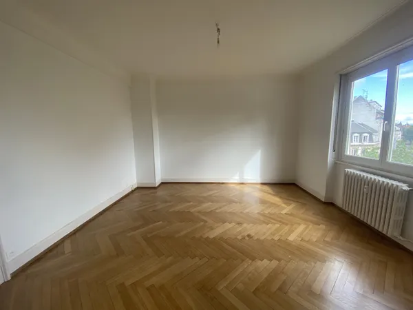 3 PIECES 69.5m2 - STRASBORUG KRUTENAU 