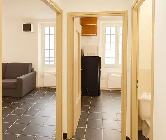 Studio lumineux - Centre-ville au calme - proche RER 