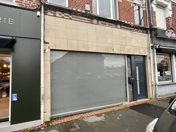 Local commercial 150 m² 