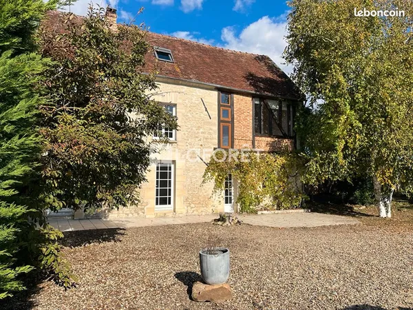 Maison 6 pièces 142 m² 